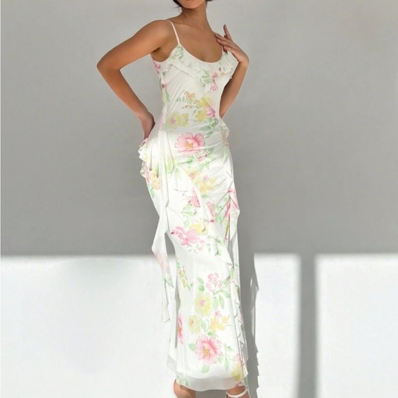 SHEIN Dresses & Skirts - NIB Aloruh Elegant Pink and White Floral Maxi Dress Size Medium